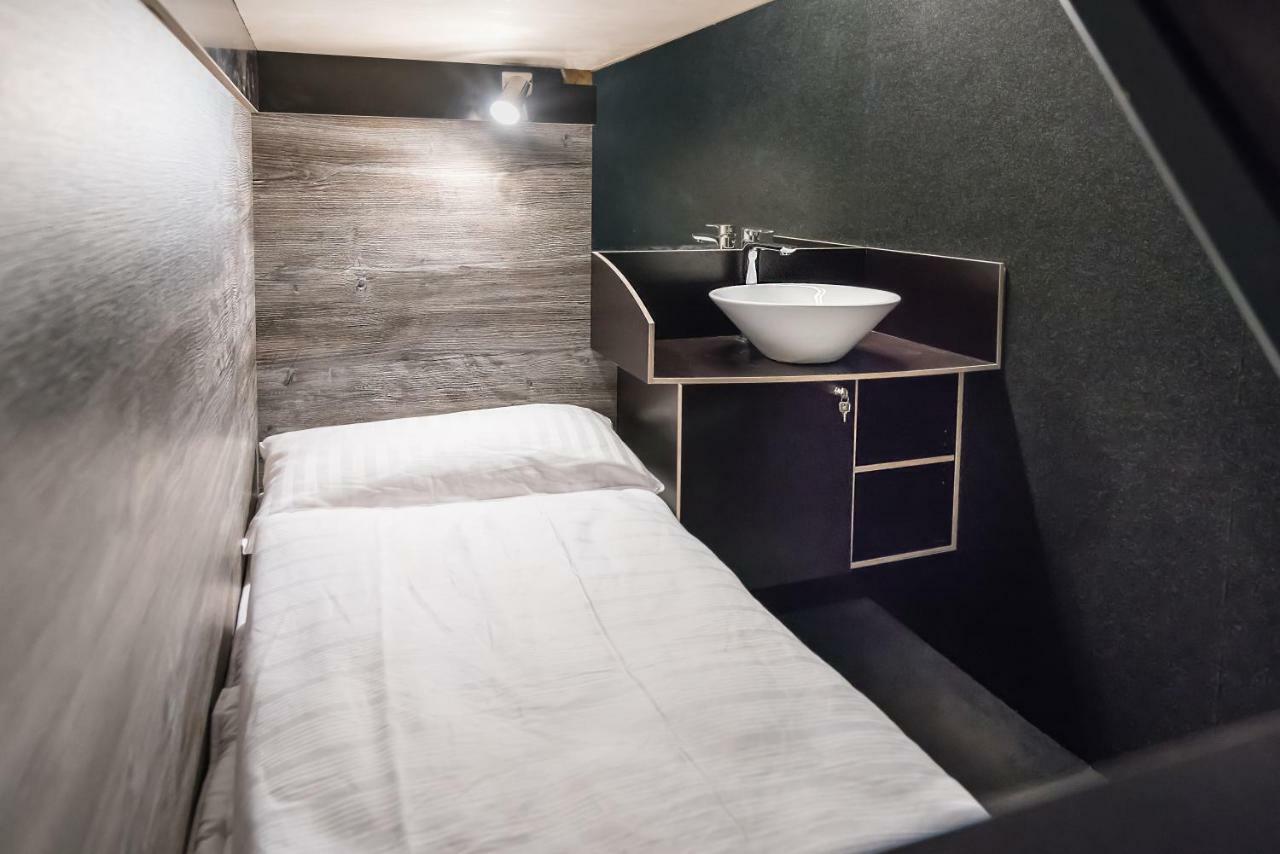 Boxhotel Goettingen Bagian luar foto